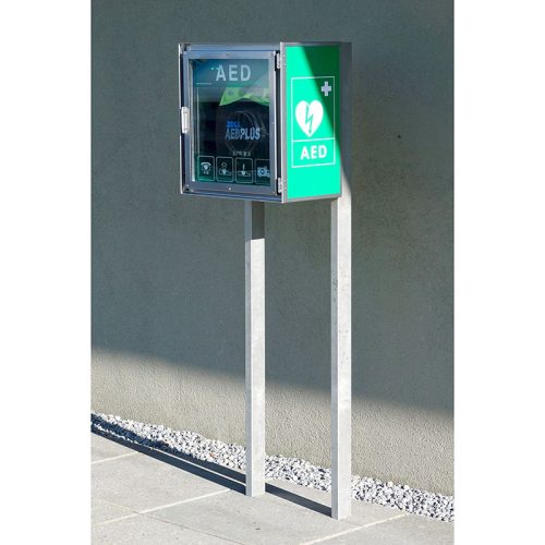 Hjertestarterskab monteret på stativ